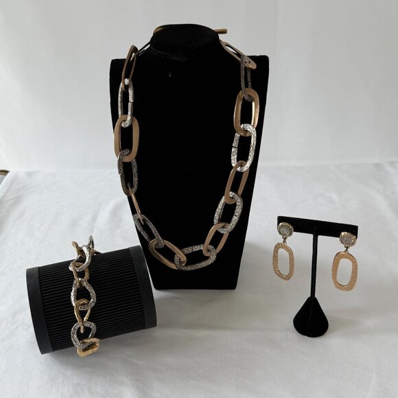 Tat 2 Designs Hammered Silver & Gold Dangle Earrings - Picture 4 of 4